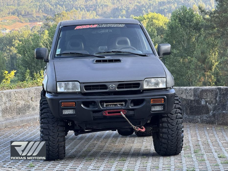 Nissan terrano II 2.4 Turbo
