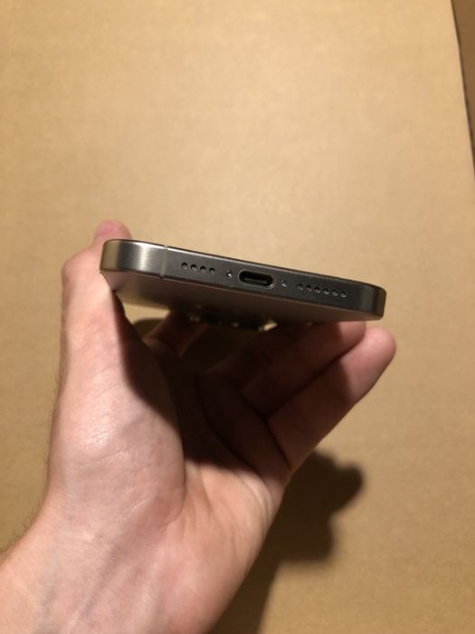 iPhone 15 Pro Max 1T е-сим
