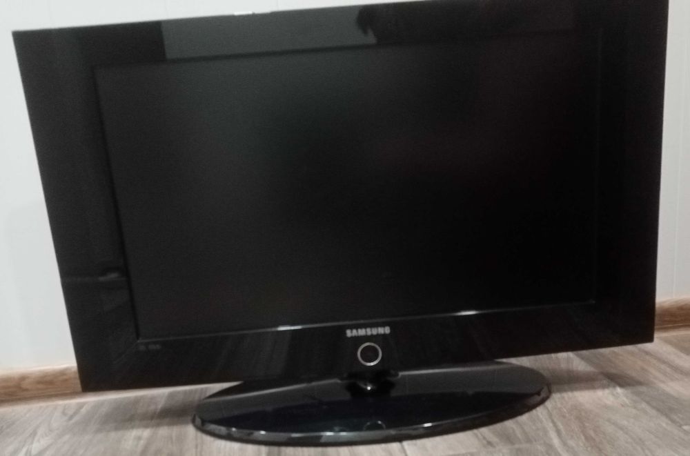 Telewizor Samsung LCD 26''