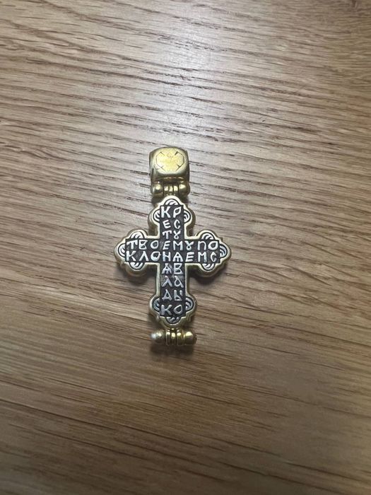 Крест мощевик