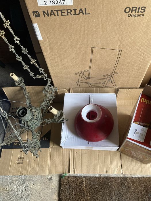 Candeeiro antigo de teto de ferro  fundido