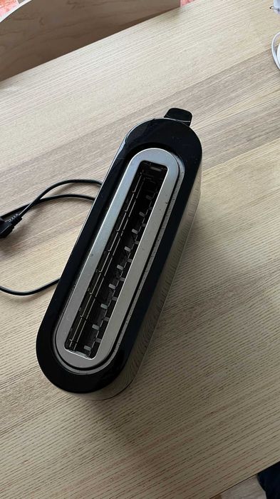 Torradeira Qlive praticamente nova