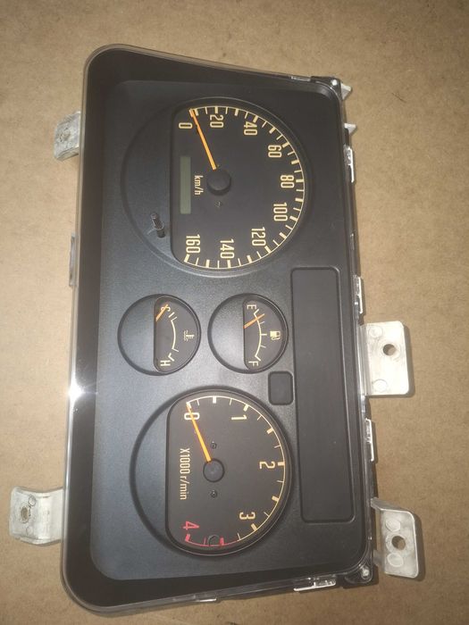 Панель приладів isuzu nqr71 Богдан А092 щиток приборів 50 000км.
