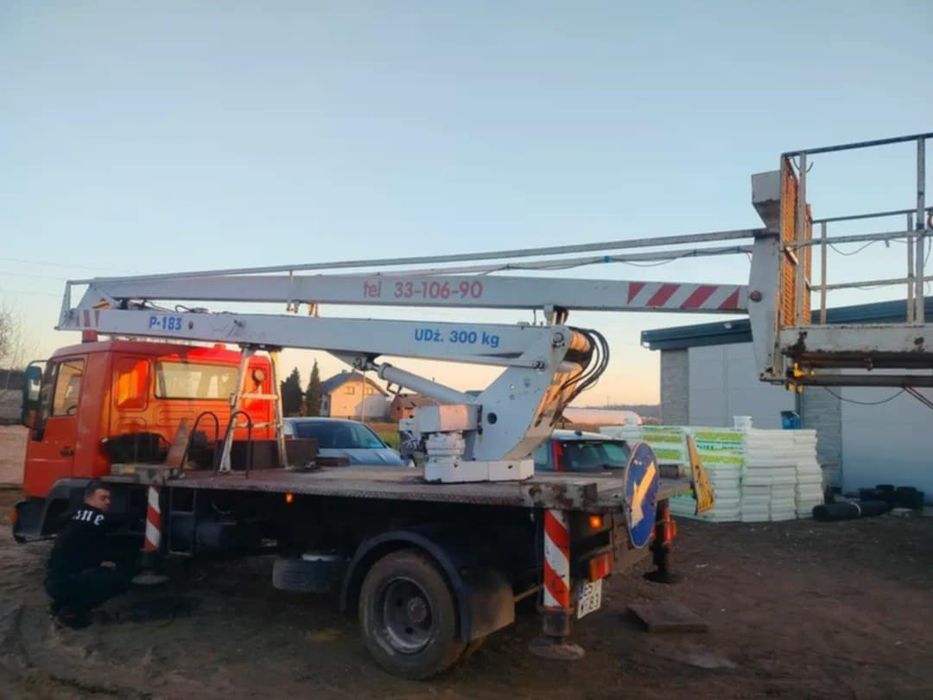 Usługi podnośnikiem koszowym 18m zwyżka przycinanie drzew