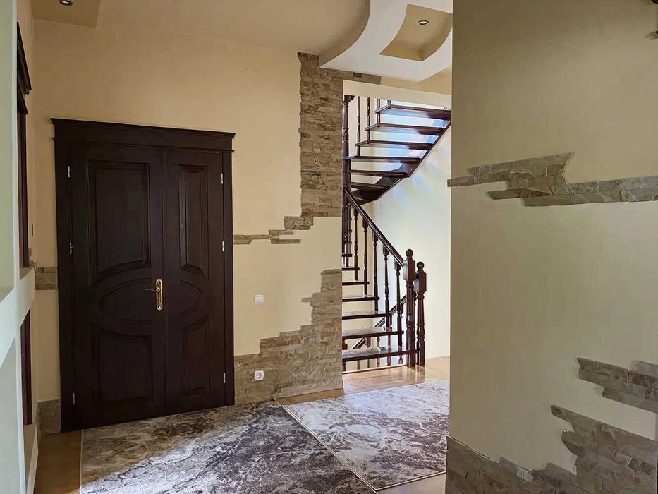 Будинок, оренда! Зимна Вода, 1200$ 300м.кв
