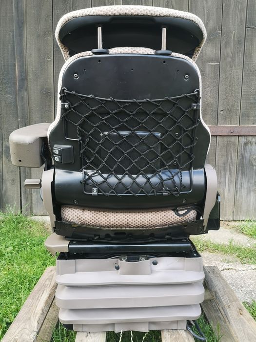 Siedzenie fotel pneumatyczny GRAMMER MSG97AL/741 John Deere M R SE Pre