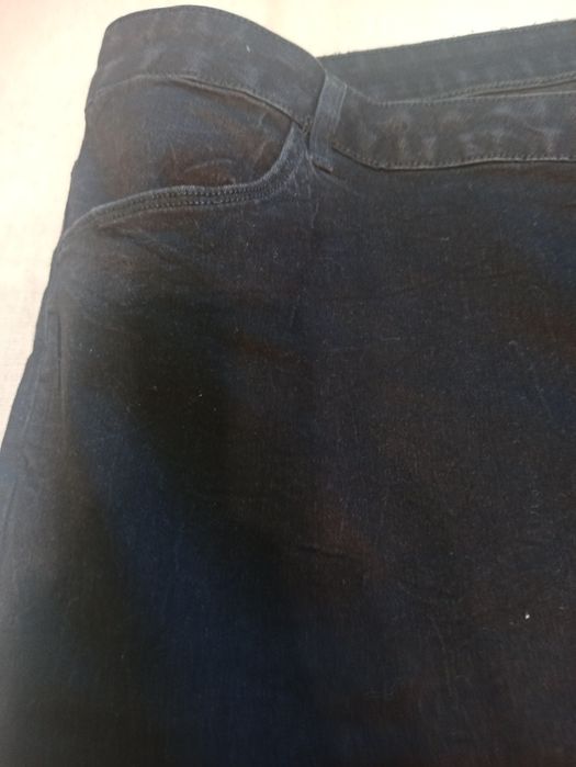 Krótkie męskie czarne spodenki na lato