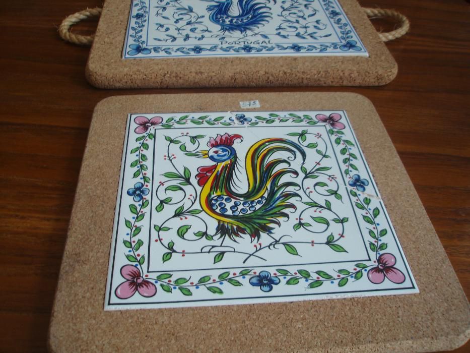 Cortiça e azulejo
