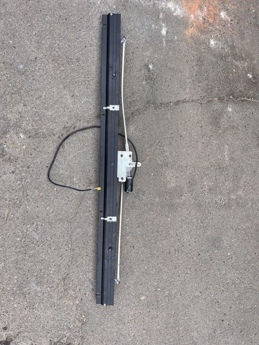 Задня Електро шторка на бмв е39 седан