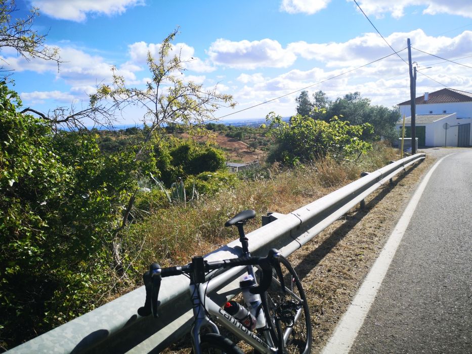 Bicicletas  1 montanha roda 29 suspensão total canondale.  2 estrada