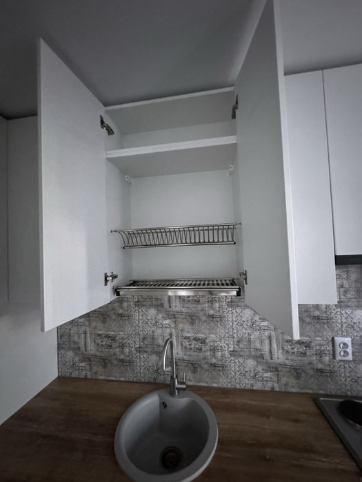 Продад 2к квартри с. Хотів