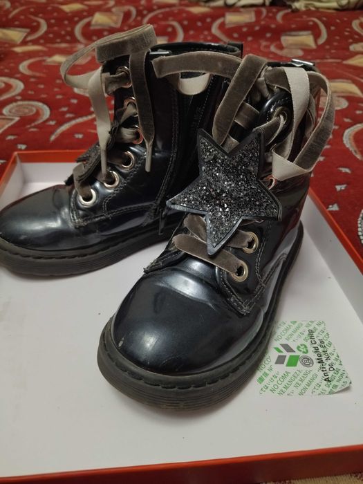 Осінні ботіночки на дівчинку