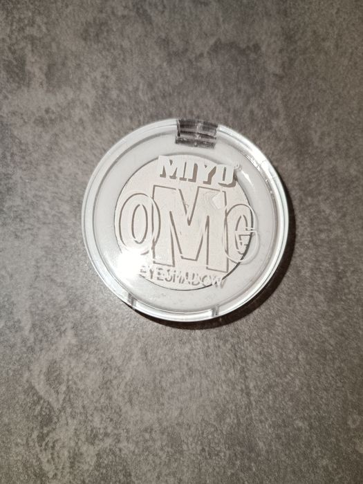 Cień Miyo OMG biały