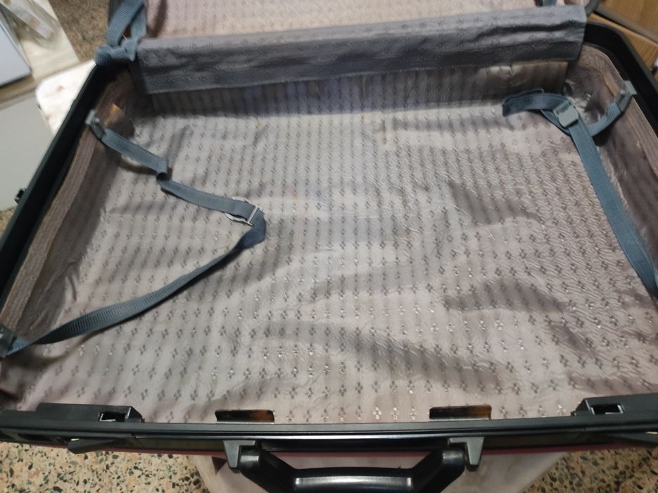 Mala de viagem rígida