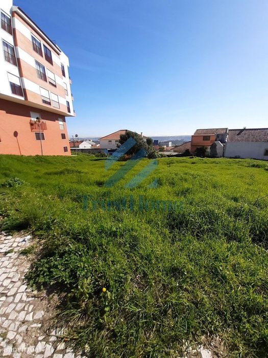 Terreno em Urbanização Casal da Mira(Amadora) — Mina De Água, Lisboa