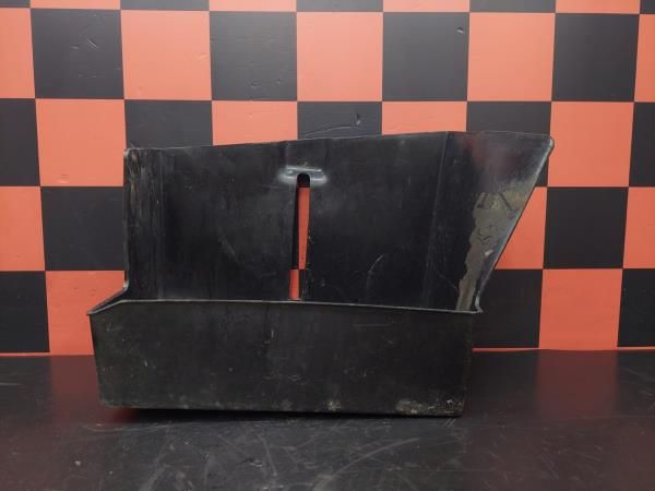Base / caixa da bateria MITSUBISHI L 200 / Triton Pick Up Chassis (KA_