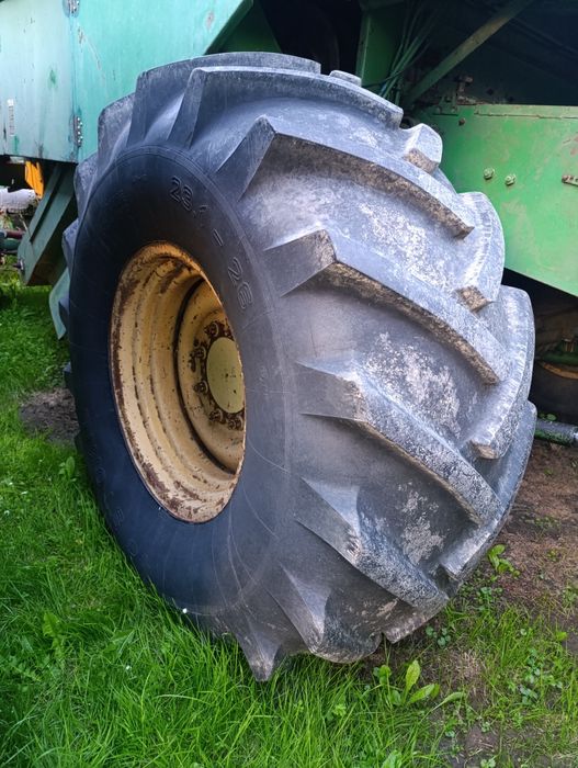 Koła,felgi r30 ,r24,r 18, r26  John Deere