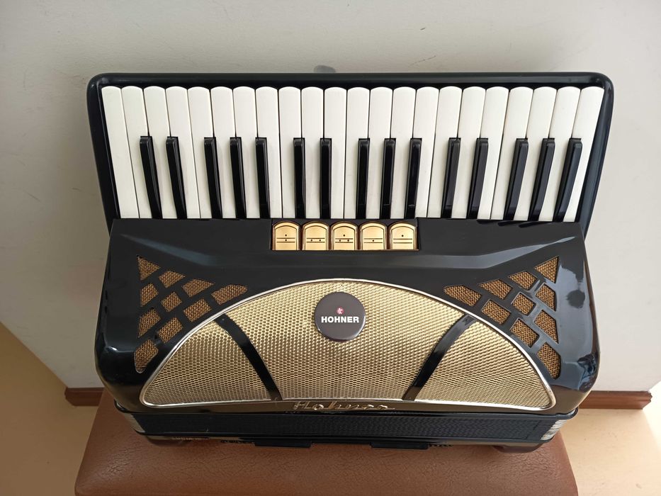 Acordeão HOHNER Lucia III