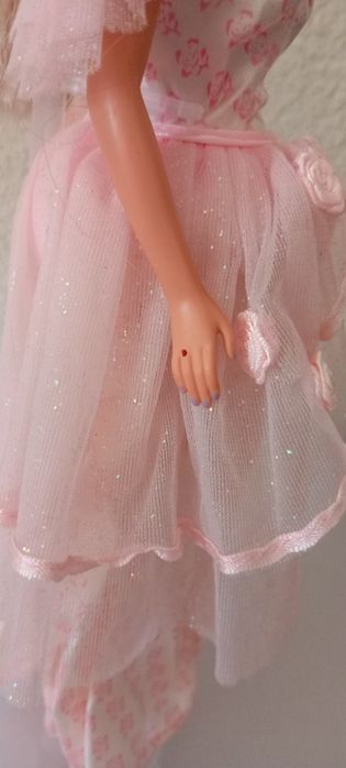 Barbie Rosas 1995 .