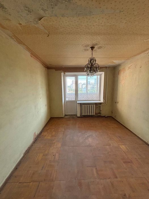 Продам 2-х кімнатну пр-кт Повітряних сил 11/15