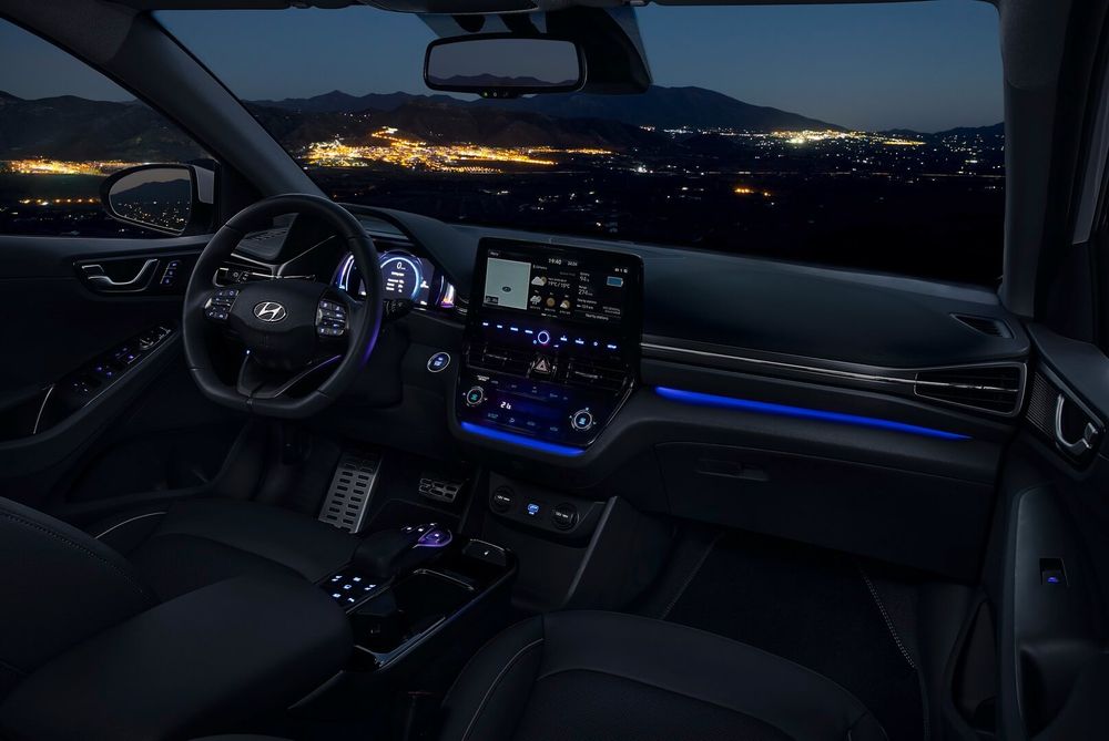 Оренда авто, довгострокова. Електричка, електромобіль. Hyundai Ioniq