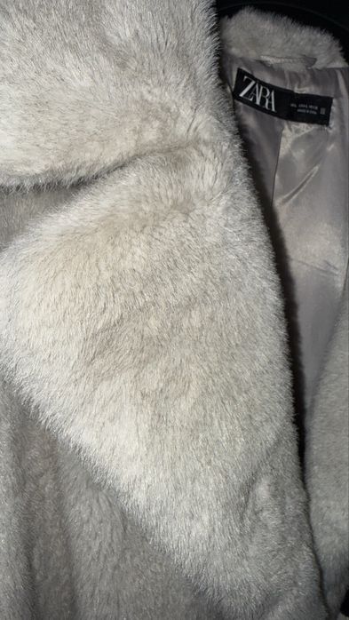 Продам еко шубу zara
