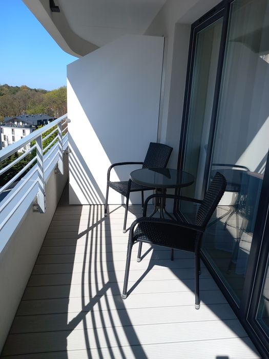 Do wynajęcia 2 pokoje balkon garaż na długi okres