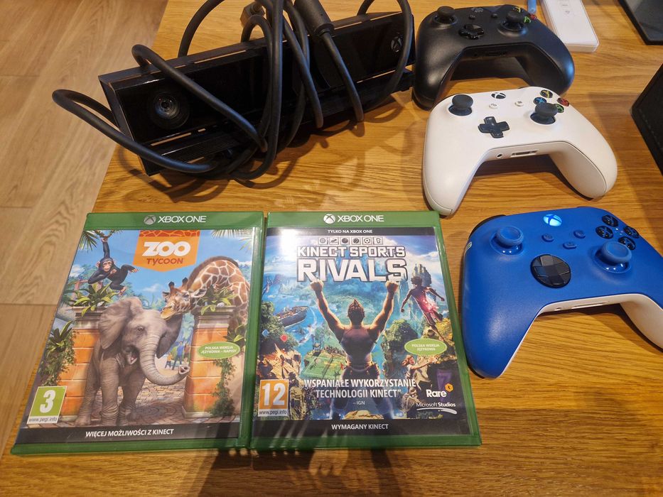Xbox One 500 GB + Kinect + 3 pady + 2 gry – sprawny zestaw