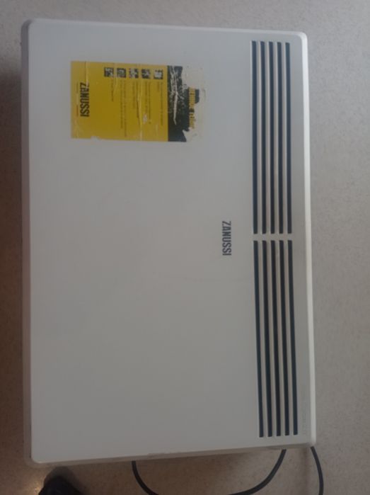 Обогреватель Zanussi электрический