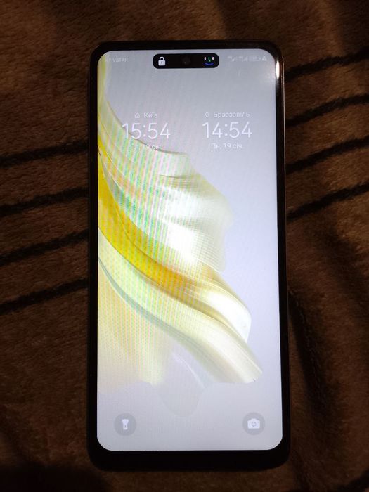 Телефон техно Спарк 20