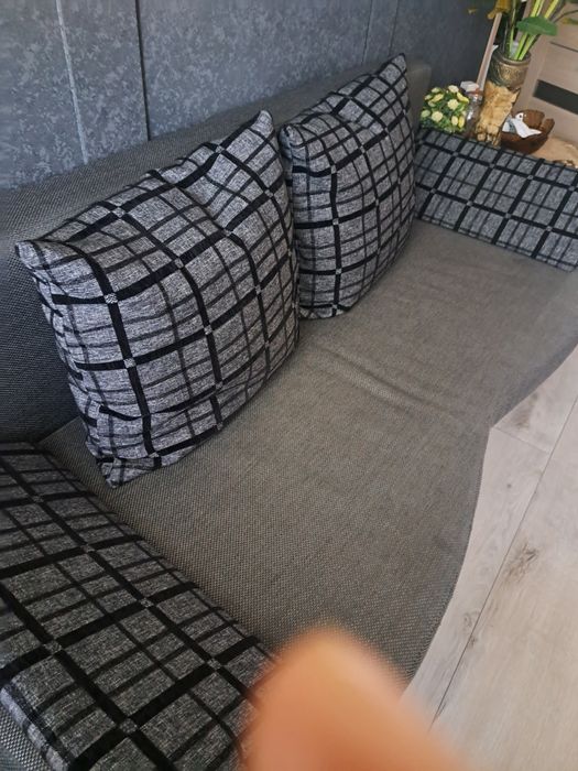 Продам диван в хорошому стані