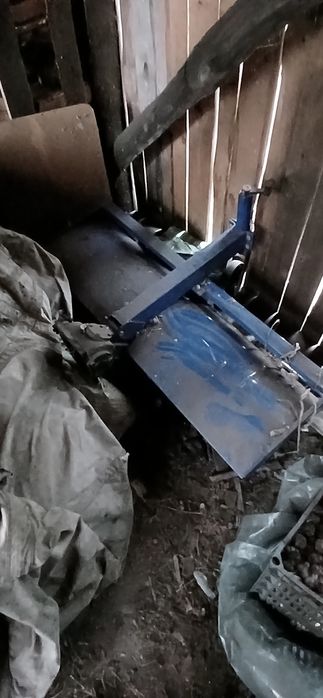 Продам практично новий мото трактор