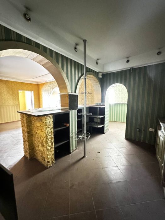 Продам комплекс на трасі Хмельницький-Тернопіль