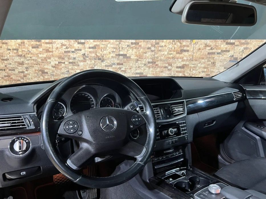 Mercedes-Benz E 350
