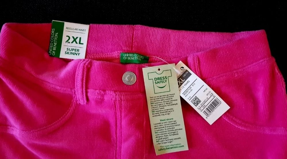 Calças Benetton menina Novas