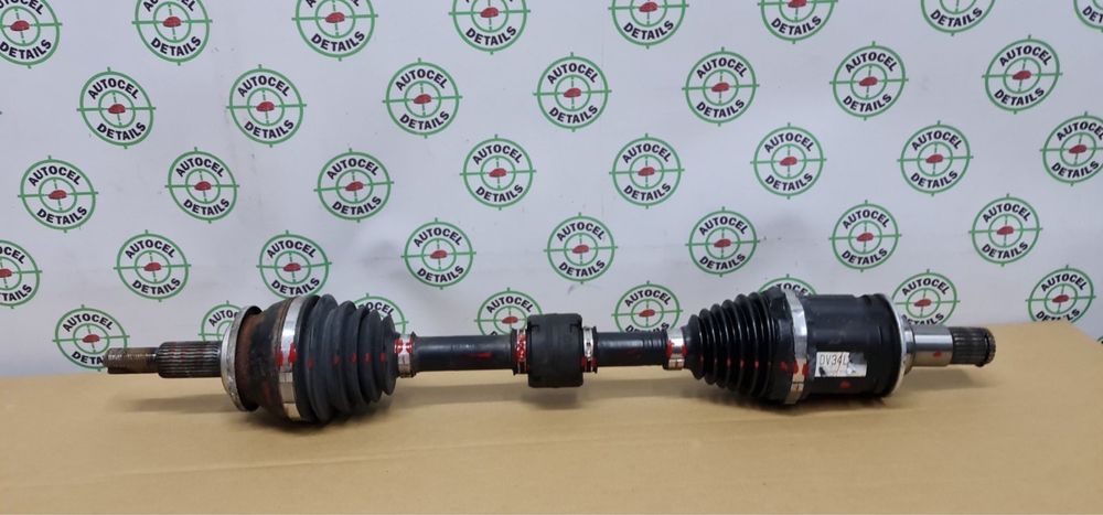 Полуось привод Toyota Highlander 2020 гибрид LH RH Хайлендр