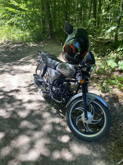 Мотоцикл мустанг