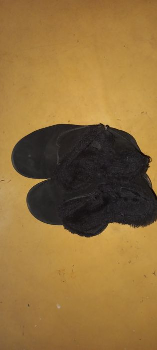 Угі розмір 40-41