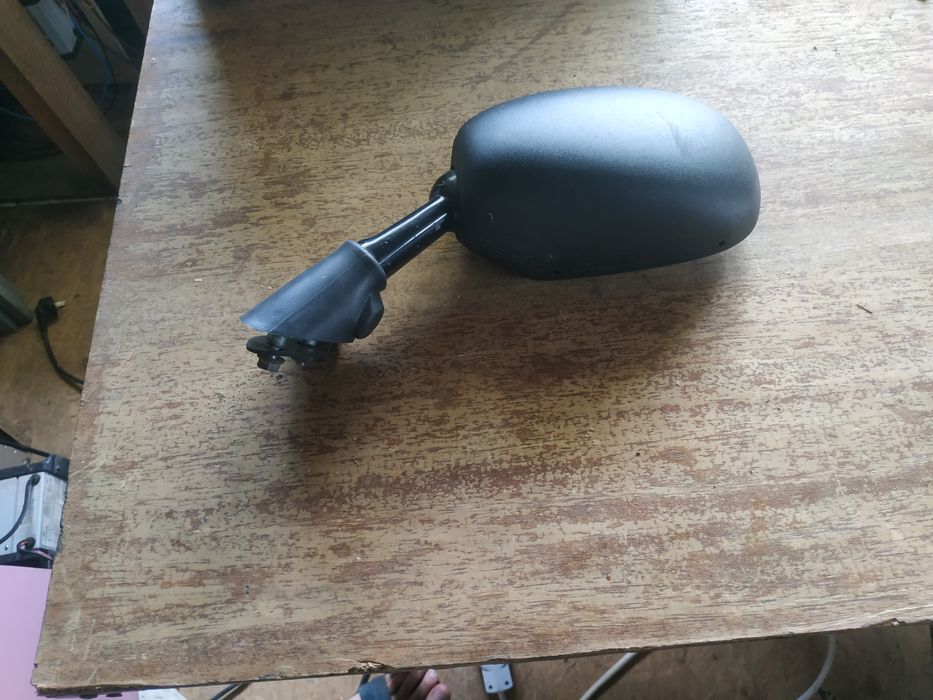 Дзеркало ліве,  Honda Deauvile 2003р.