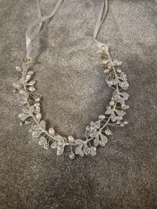 Ślubna ozdoba do włosów