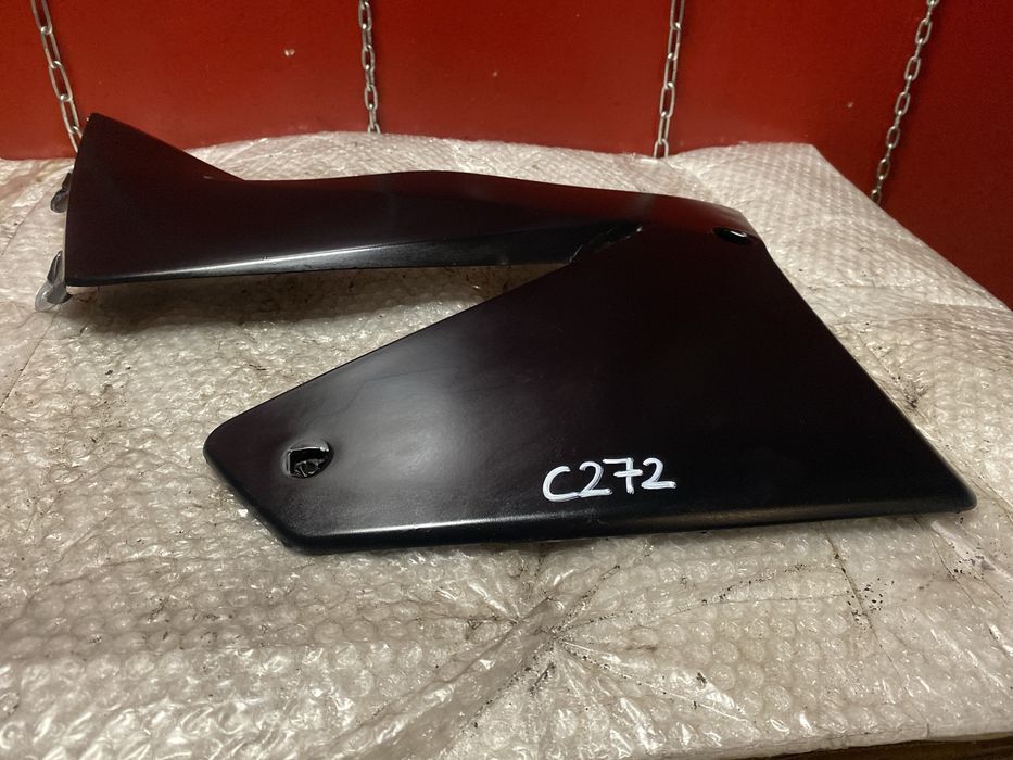 KTM LC4 640 boczek owiewka C272