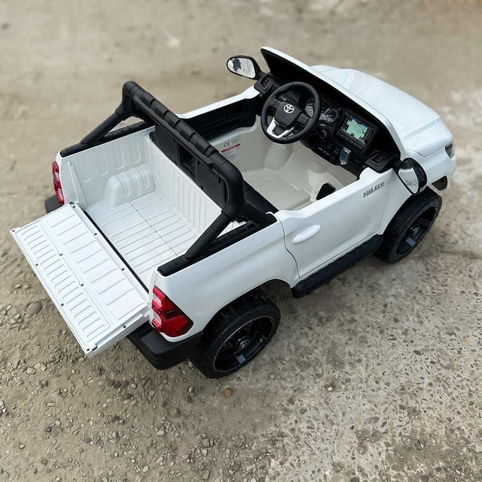 Pickup TOYOTA OFFROAD 4x4 SUV Elektryczny Auto Akumulator RC 2 DZIECI