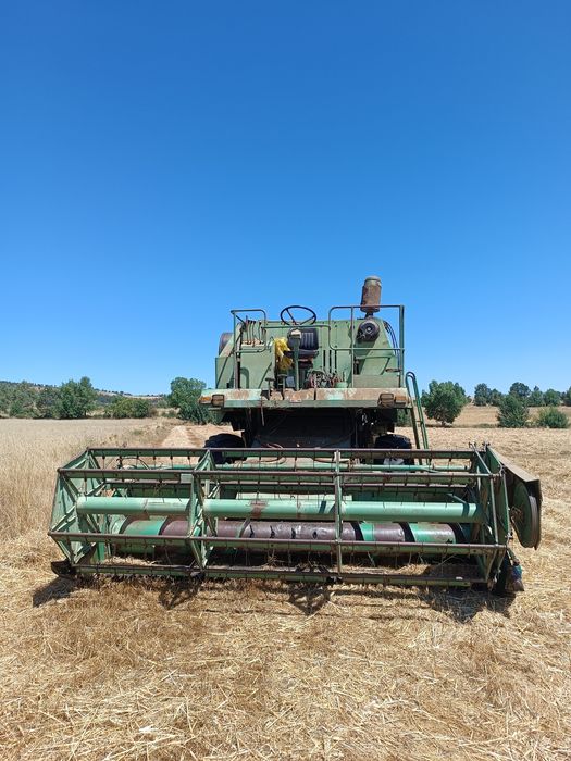 Ceifeira debulhadora Arbos 125