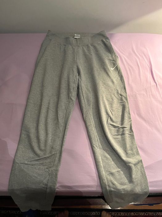 Sweatpants cinzas da Nike