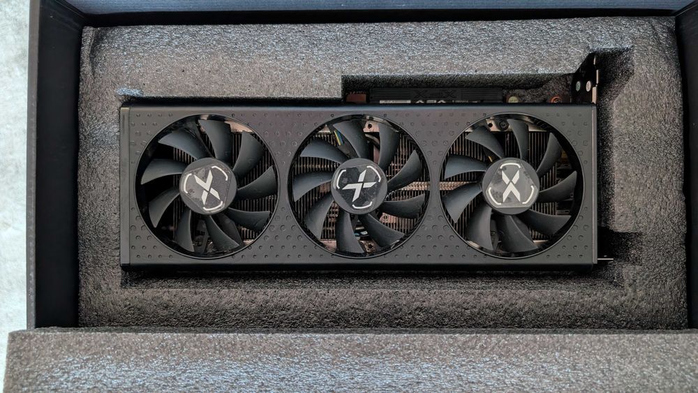 Placa Gráfica XFX RX 6600 XT QICK 308 3 Fans