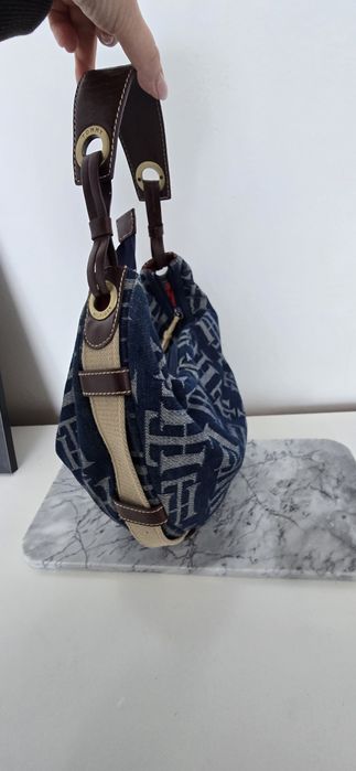 Torebka na ramię Tommy Hilfiger