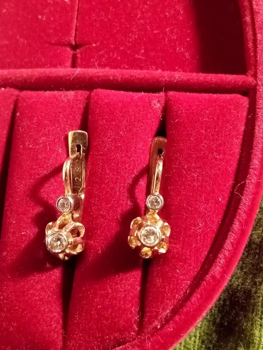 Кольцо серьги золотые с бриллиантами СССР качество