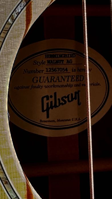 Gibson Hummingbird Walnut M AG "Avant Garde" Limited Run