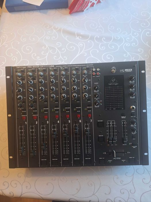 MIXER dla DJ behringer