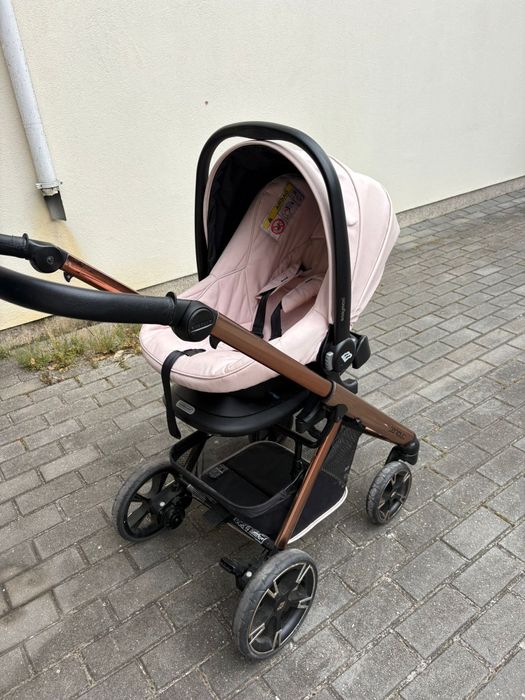 Carrinho de bebé
